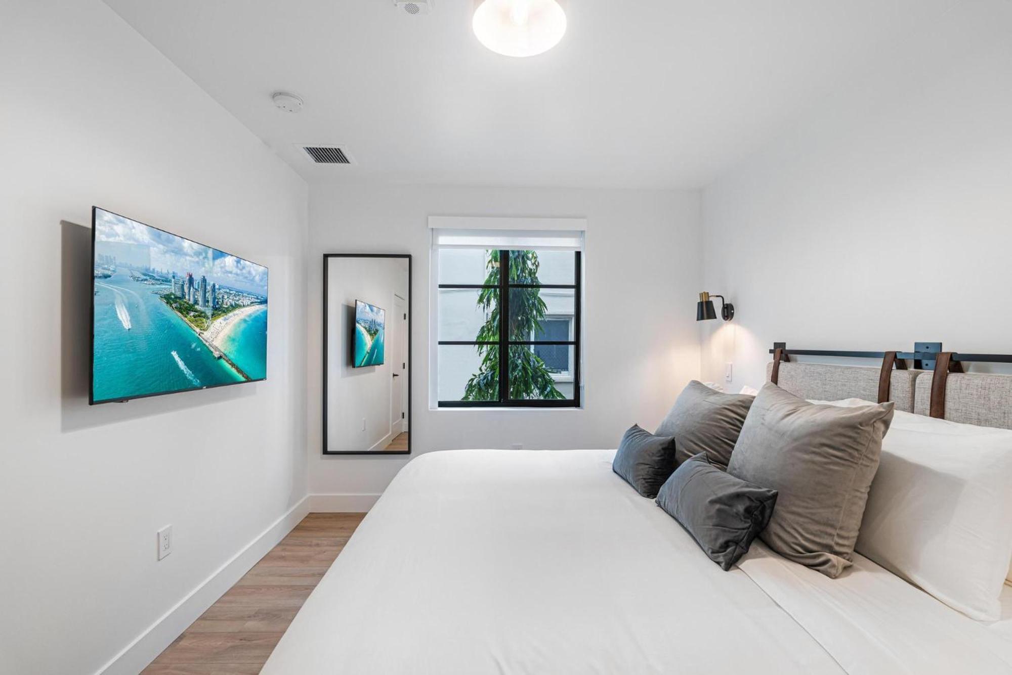 Lux Retreat By Renzzi Miami Exterior foto