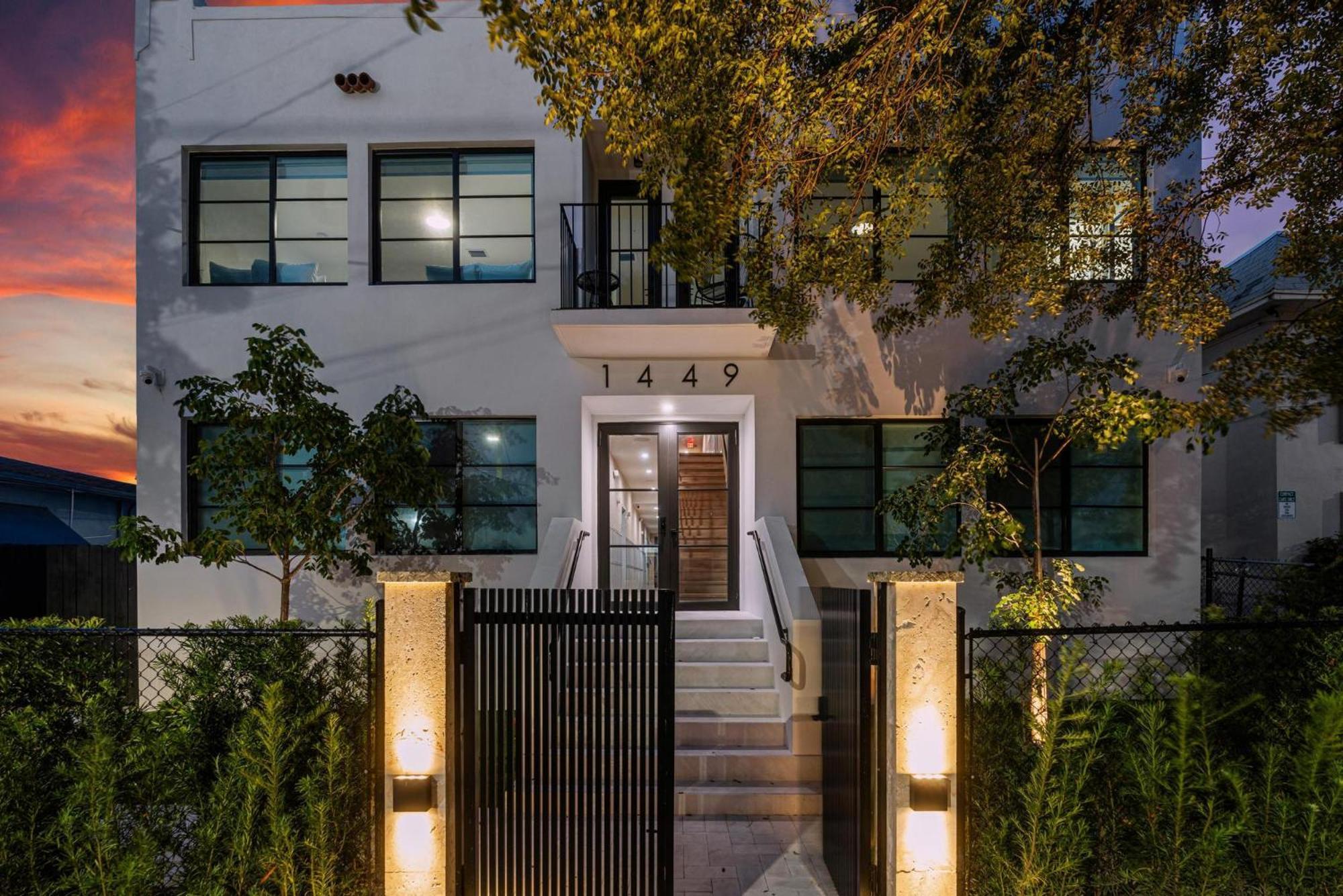Lux Retreat By Renzzi Miami Exterior foto