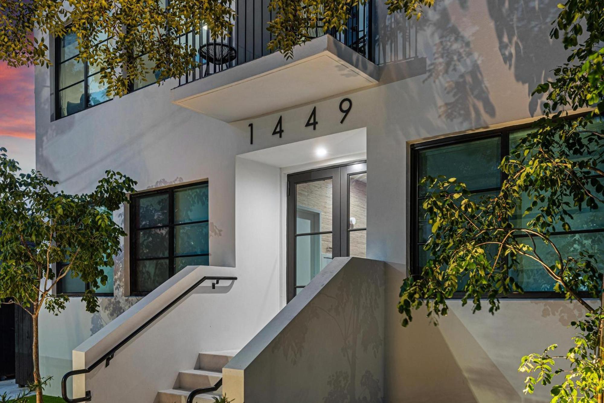 Lux Retreat By Renzzi Miami Exterior foto